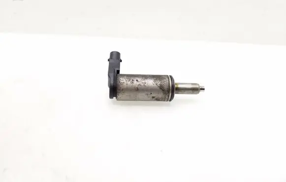 Audi A4 S4 B8 8K Camshaft vanos timing valve 06H103697A