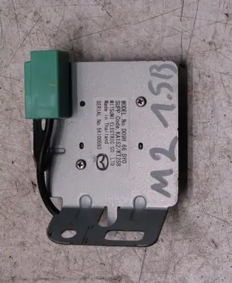 Mazda 2 Aerial GPS antenna D09H66DY0
