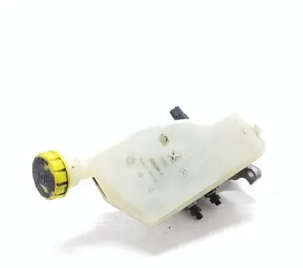 Peugeot 207 Master brake cylinder 52067093