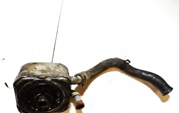 Audi A6 S6 C5 4B Engine oil radiator 059117021a