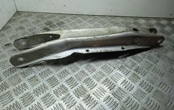 Mercedes-Benz GLA W156 Rear upper control arm/wishbone A2473523700