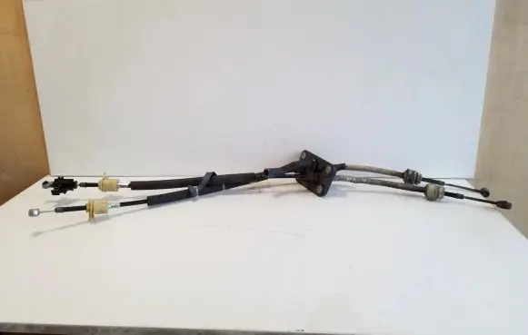 Gear shift cable linkage