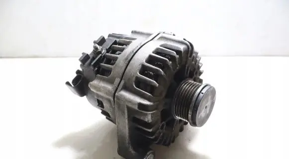 BMW 5 F10 F11 Generator/alternator 2608669F