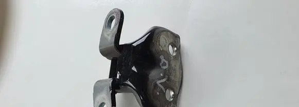 Hyundai Santa Fe Rear door upper hinge