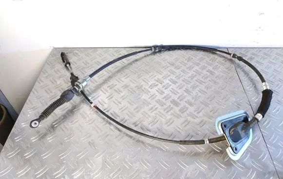 Lexus RX 450H Gear shift cable linkage 