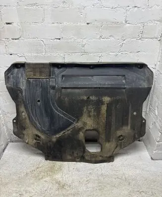 Ford Kuga II Engine splash shield/under tray CV617H403E