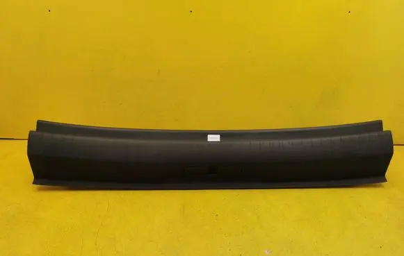 Peugeot 5008 II Trunk/boot sill cover protection 9840250080A