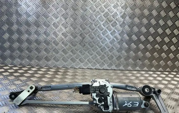 Front wiper linkage and motor