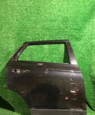 Suzuki SX4 S-Cross Rear door