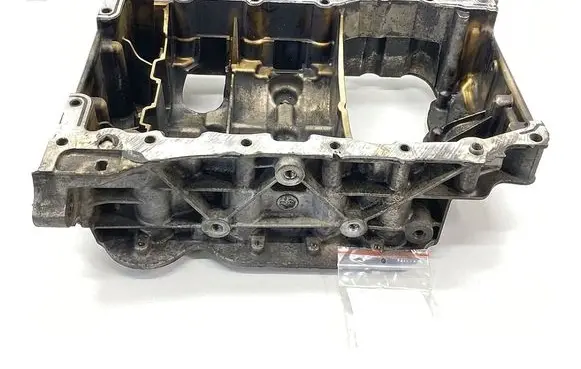 Opel Movano B Oil sump 110170938R