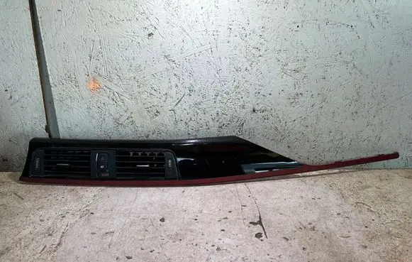 BMW 4 F32 F33 Dash center air vent grill 9218552 508835