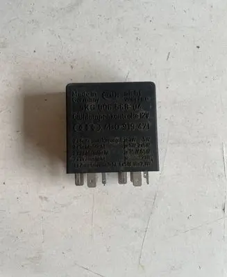 Audi A4 S4 B5 8D Other relay 4B0919471 5KG00656804