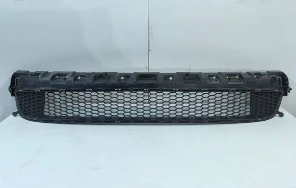 Renault Trafic III (X82) Front bumper lower grill 622544919R