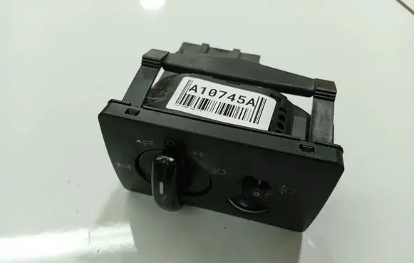Ford Focus C-MAX Light switch 4M5T13A024AA