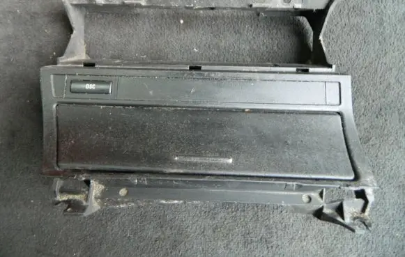 BMW 3 E46 Car ashtray 8205377 8202178