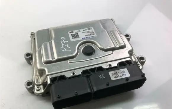 KIA Ceed Other control units/modules 3910303CE8 P270