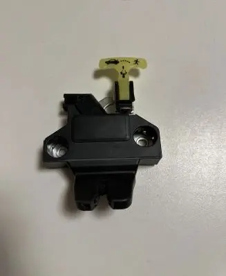 Subaru WRX STI Tailgate/trunk/boot lock/catch/latch 57530VA000
