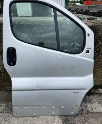 Renault Trafic II (X83) Front door