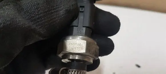 BMW 3 E90 E91 Exhaust gas pressure sensor 8507634 28370