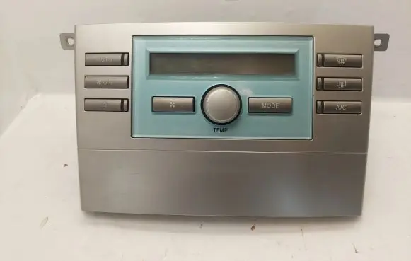 Toyota Corolla Verso AR10 Climate control unit 559000F030 559020F010 559120F010
