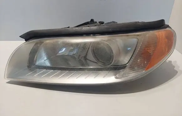 Volvo V70 Headlight/headlamp 31214347 6333100001