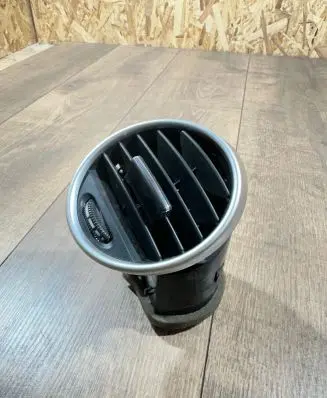 Mercedes-Benz GL X164 Dashboard side air vent grill/cover trim A1648301954