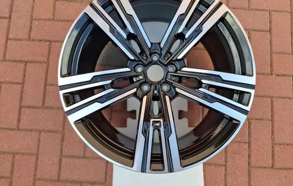 BMW 7 G70 R21 alloy rim 5A19DF1 36115A19DF1