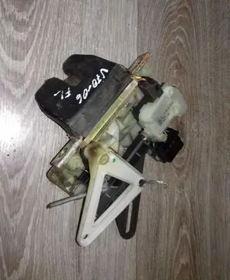 Volvo V70 Tailgate/trunk/boot lock/catch/latch 999066622