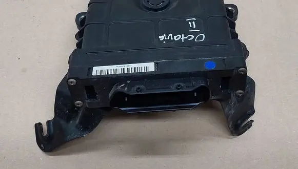Skoda Octavia Mk2 (1Z) Gearbox control unit/module 09G927750FBParts