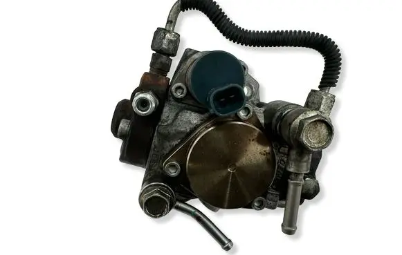 Mazda CX-5 Fuel injection high pressure pump SH0113800D