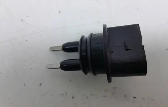 Audi A5 Sportback 8TA Windshield washer fluid level sensor 7H0919376