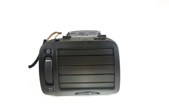 Volkswagen PASSAT B5.5 Dash center air vent grill 3b0819704