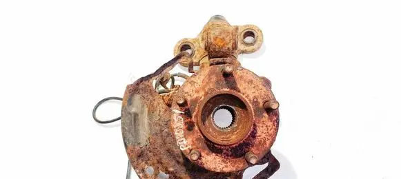 Nissan Primera Front wheel hub