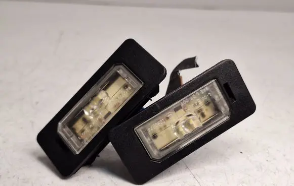 BMW 3 E92 E93 Number plate light 63267193293