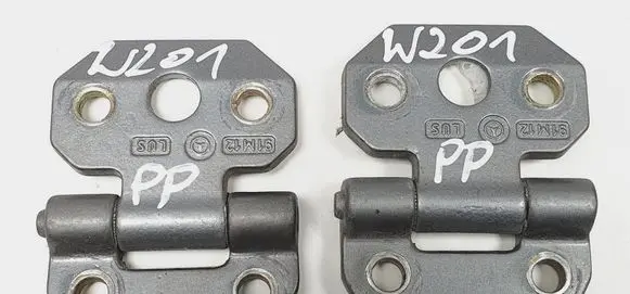 Mercedes-Benz 190 W201 Rear door hinge set 
