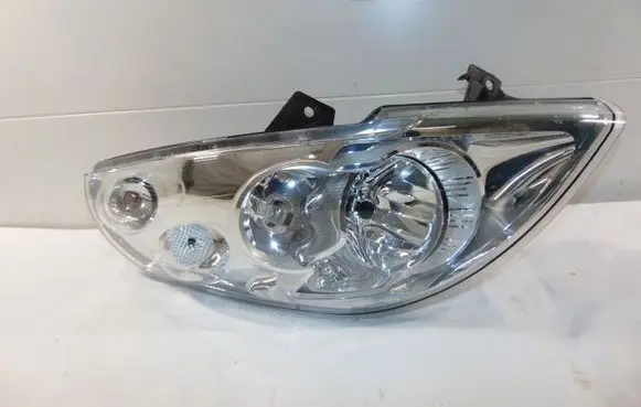 Renault Master III Headlight/headlamp 260105856R 727121040R 260108490R