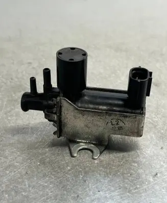 Subaru Impreza III Turbo solenoid valve 14471aa220