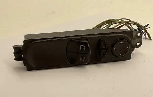 Mercedes-Benz Sprinter W906 Electric window control switch A9065451213 1486365 Q03ZGS002