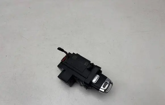Audi A4 S4 B8 8K Ignition lock 8K0909131D 8K0909131