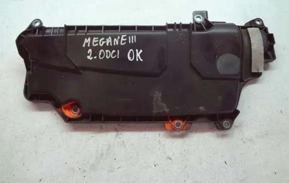 Renault Megane III Engine cover (trim)