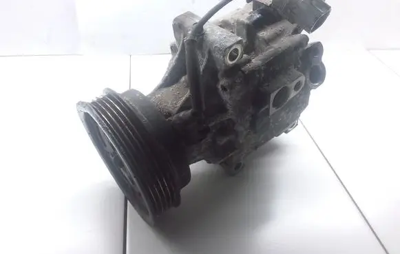Toyota Corolla Verso E121 Air conditioning (A/C) compressor (pump) 4472206351 07D07492