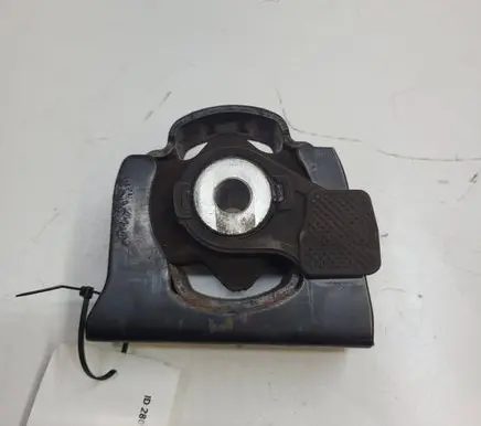 Lexus NX Engine mount bracket