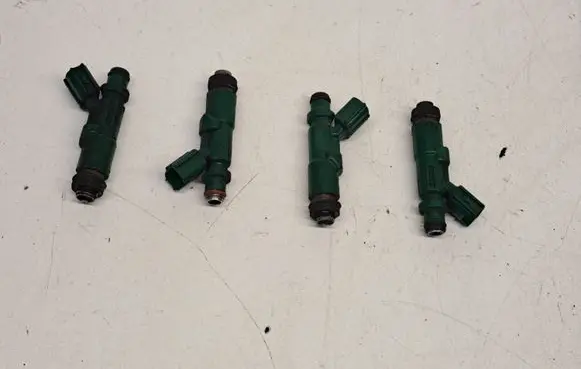 Toyota Prius (XW20) Fuel injectors set 2325021020
