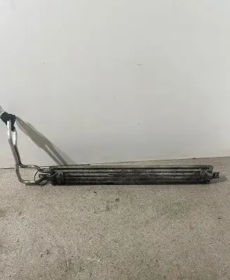 Audi A8 S8 D4 4H Power steering radiator 4H0422885D V6469001