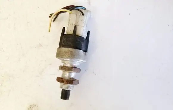 Brake pedal sensor switch