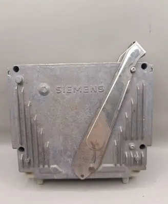 Volvo S40, V40 Engine control unit/module S103955402E P9146316 1T40267527