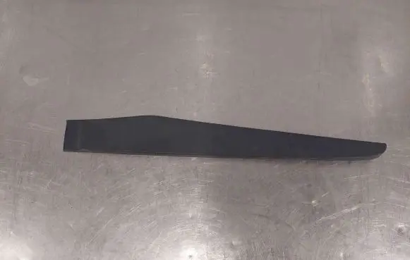 Hyundai Bayon Front door trim (molding) 87731Q0400