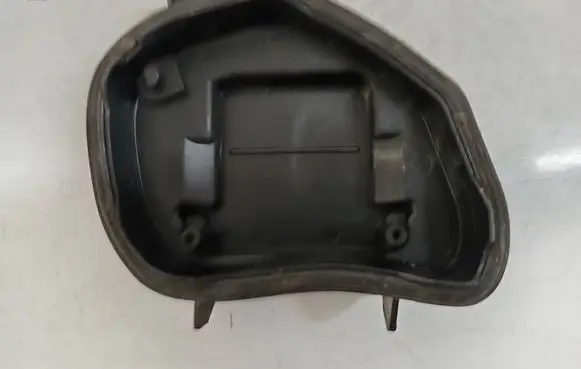 Headlight/headlamp dust cover
