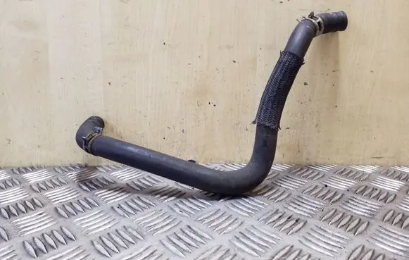 Engine coolant pipe/hose