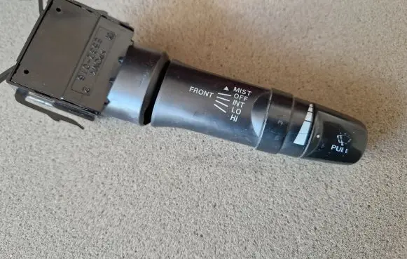 Mitsubishi L200 Wiper switch 